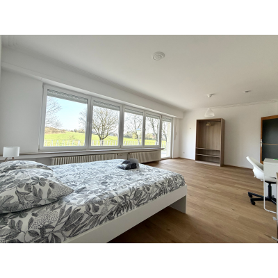 Individual Room 30m² - Double Bed - Pontpierre, Luxembourg