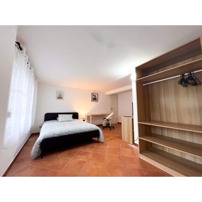 Spacious Individual Room 24m² in Reckange-sur-Mess | Furnished.lu