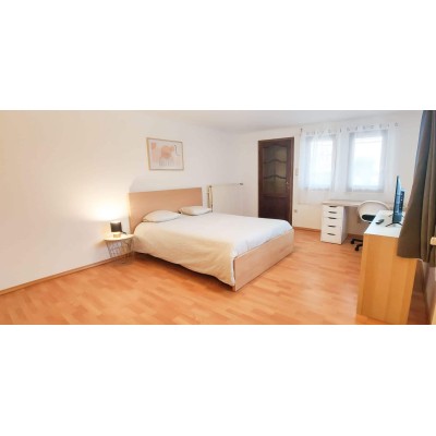 Individual Room 24m² - Double Bed - Cents, Luxembourg
