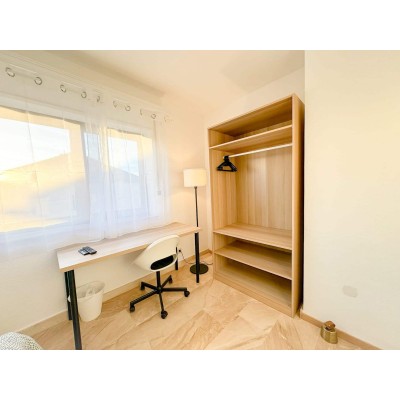 Cozy Individual Room (11m²) in Cents, Luxembourg | furnished.lu