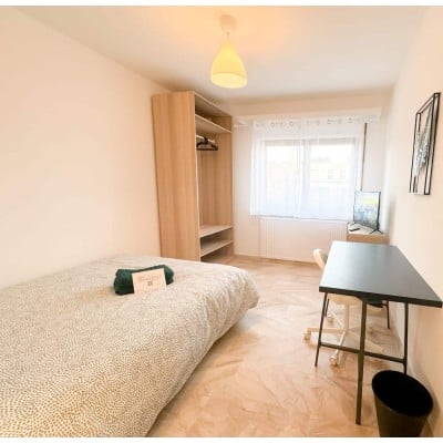 Individual Room (14m²) in Cents, Luxembourg - Furnished.lu