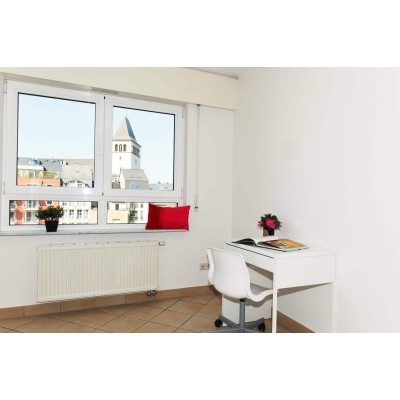 Cozy Double Room, 17m², Gare - Furnished.lu