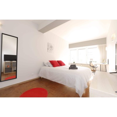 Individual Room 18m² - Double Bed - Esch-sur-Alzette