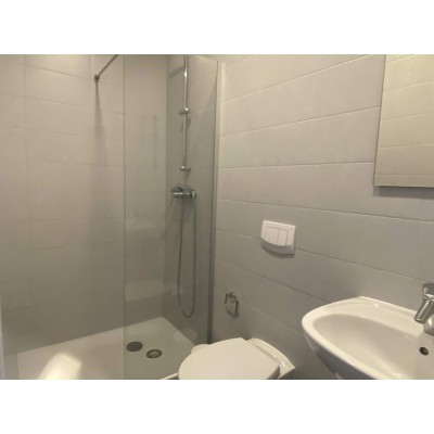Private Room w/ Bathroom, 14m², Gare, Luxembourg - Furnished.lu