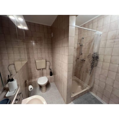 Furnished Double Room in Kirchberg, Luxembourg | MUG 32-21