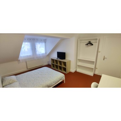 Private Room (18m²) in Belair, Luxembourg | Furnished.lu
