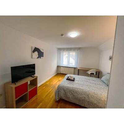 Individual Room Bertrange | Double Bed, 15m² | Furnished.lu