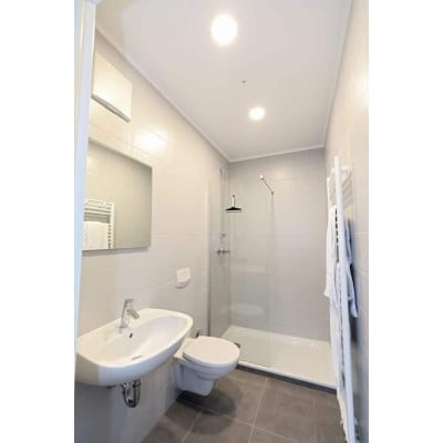 Cozy 20m² Room with Private Bath in Luxembourg-Gare